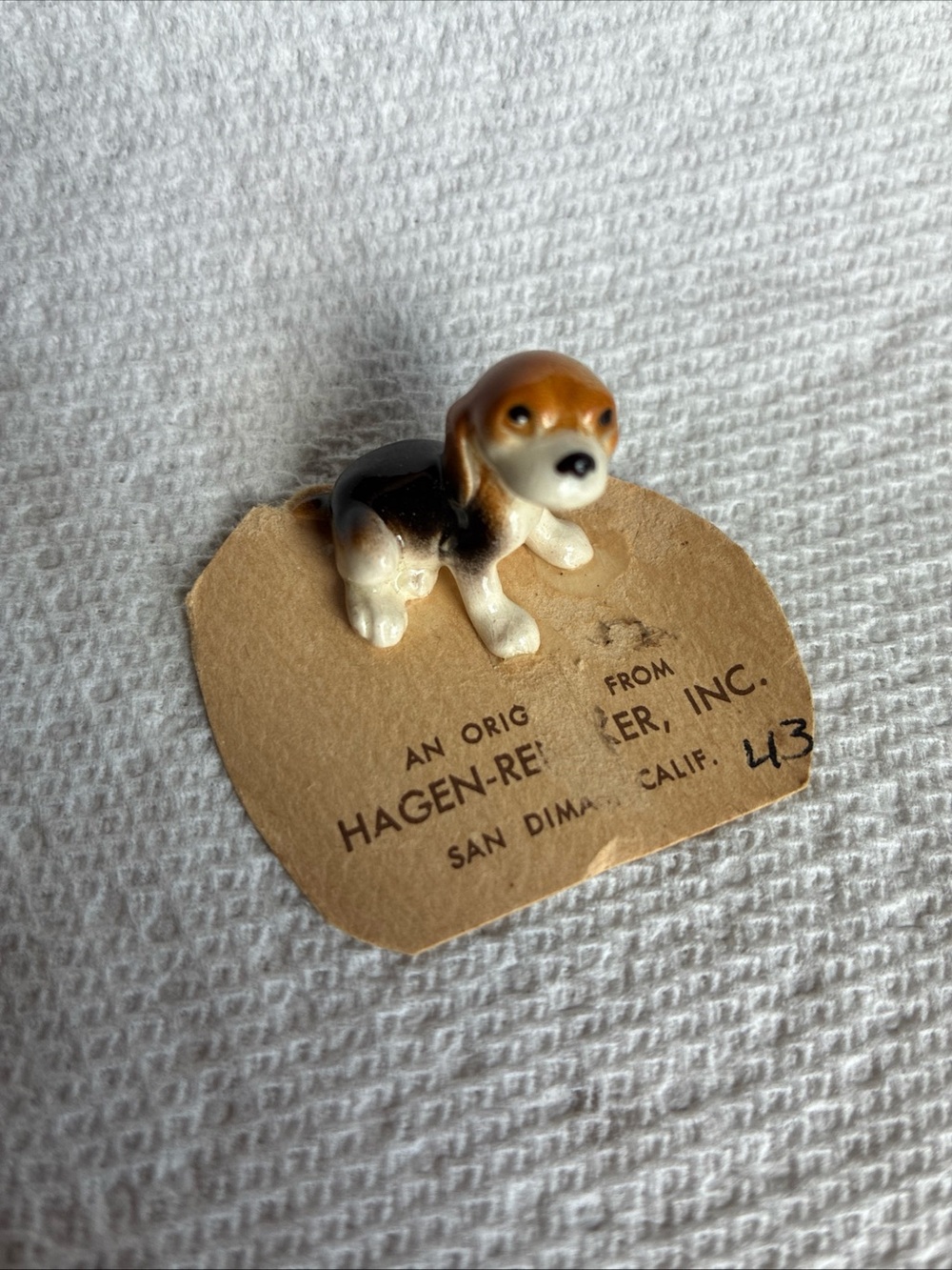 Hagen-Renaker Brown & White Beagle Figurine Puppy Dogs Miniature